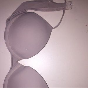 Women’s/girls bra! (Used but in good shape!)